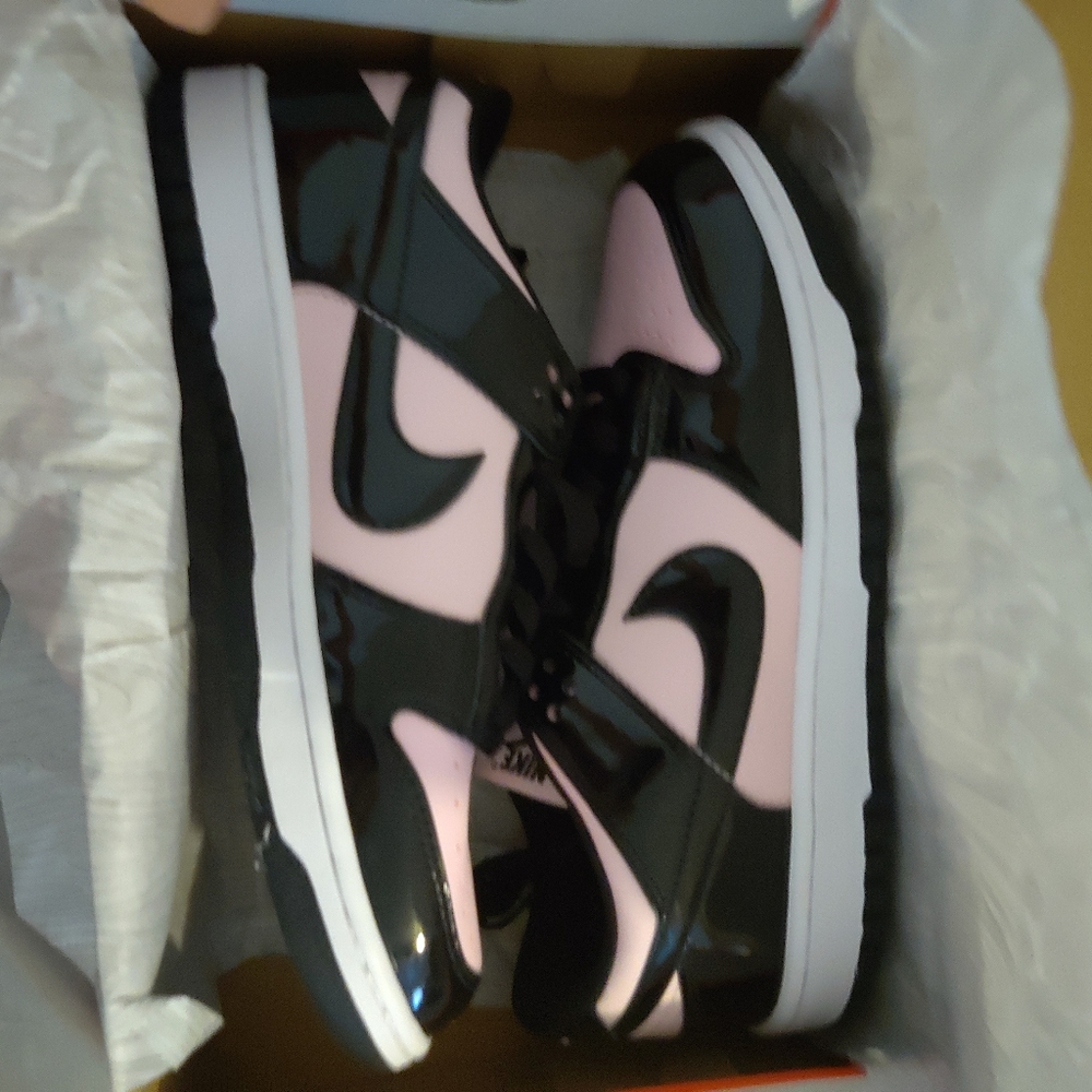 Nike dunk shoes